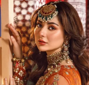 hania Amir